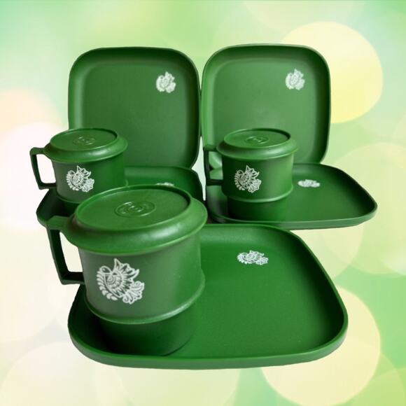 Vintage Tupperware Green Dove Mug Coaster Plates Set Holiday RARE 11pc Set - Picture 1 of 10